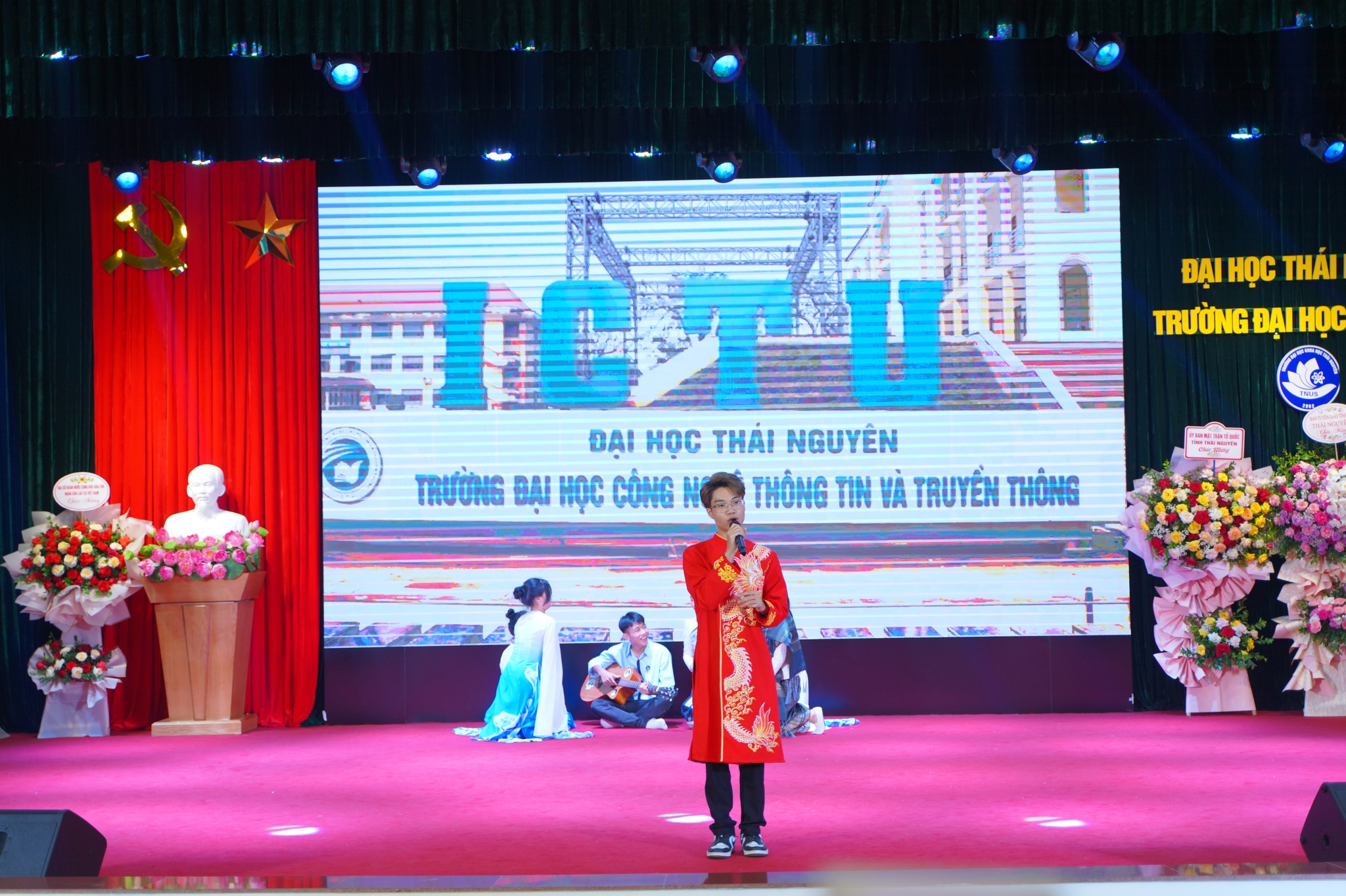 SINH VIÊN LÀO HỌC TẬP TẠI ICTU ĐẠT GIẢI NHÌ CUỘC THI "HÙNG BIỆN TIẾNG VIỆT" - 06/11/2025