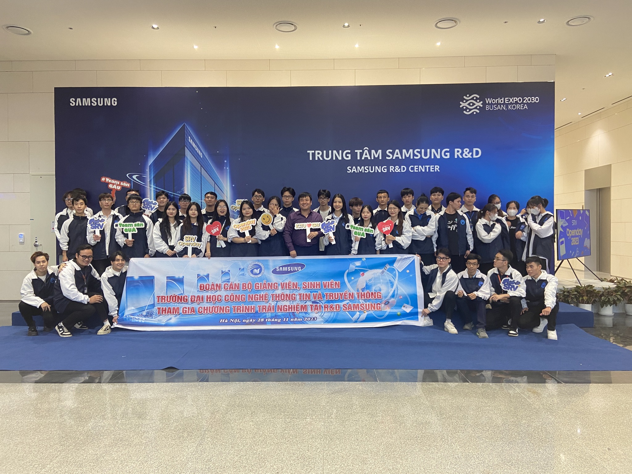 Trải nghiệm tại Samsung R&D - 03/11/2025 Trải nghiệm tại Samsung R&D - 03/11/2025